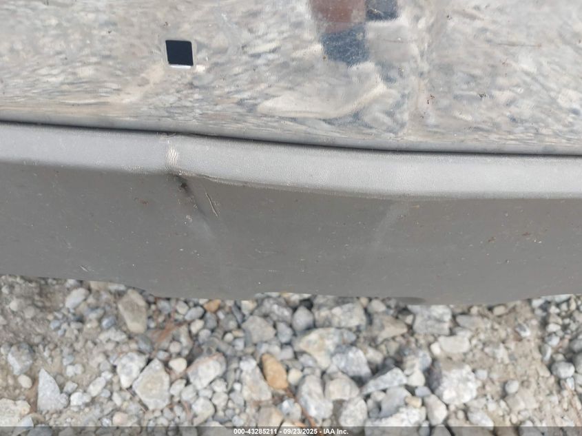 2004 Chevrolet Silverado 1500 Z71 VIN: 2GCEK19T541282794 Lot: 43285211