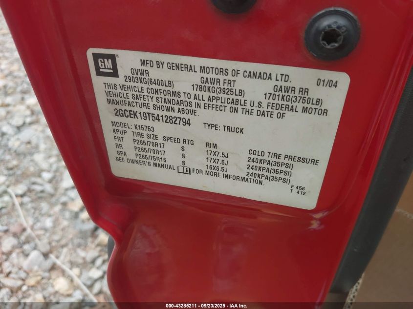 2004 Chevrolet Silverado 1500 Z71 VIN: 2GCEK19T541282794 Lot: 43285211