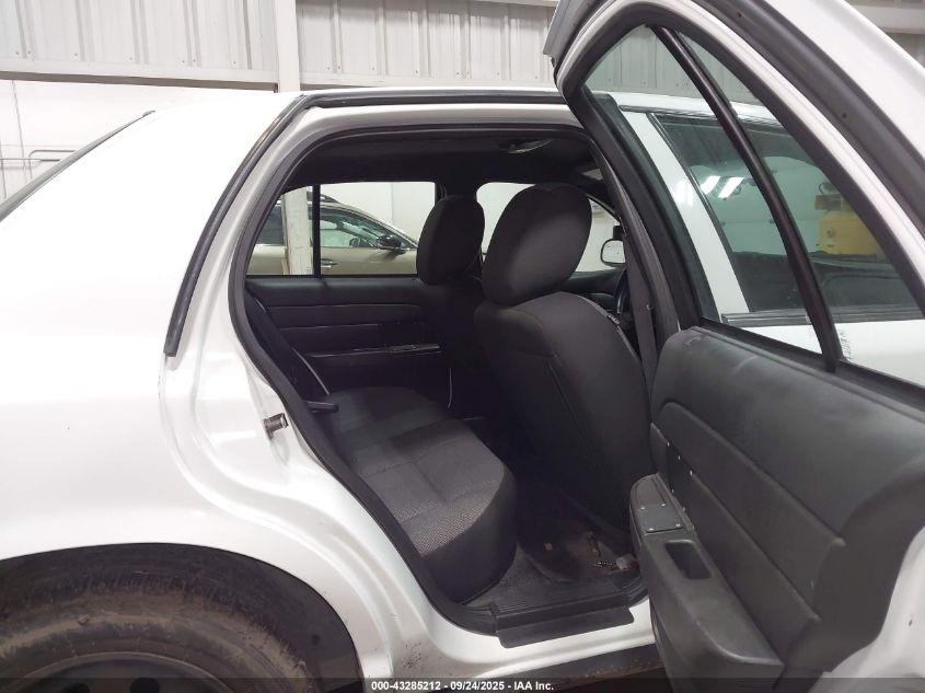 2011 Ford Crown Victoria Police Interceptor VIN: 2FABP7BV6BX125570 Lot: 43285212
