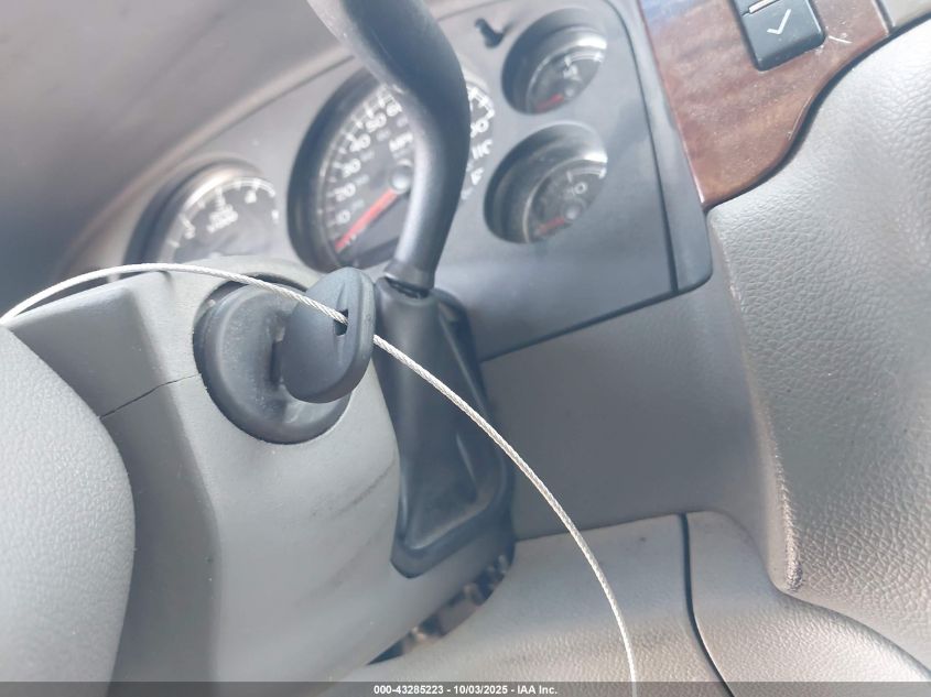 2007 GMC Yukon Slt VIN: 1GKFK13057R234313 Lot: 43285223