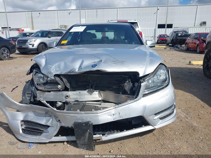 2012 Mercedes-Benz C 250 Luxury/Sport VIN: WDDGF4HB4CR238949 Lot: 43285302