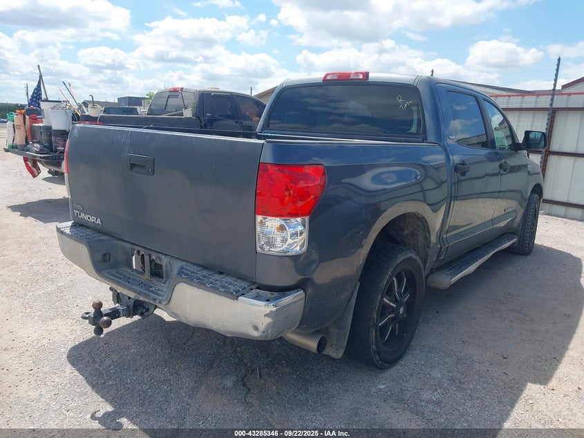 2007 Toyota Tundra Sr5 5.7L V8 VIN: 5TFEV541X7X029207 Lot: 43285346