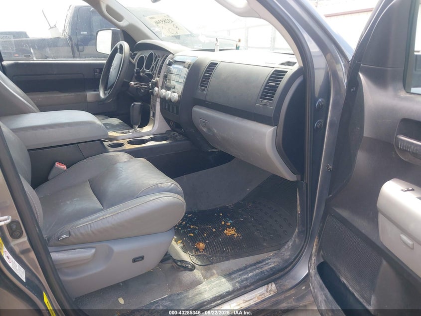 2007 Toyota Tundra Sr5 5.7L V8 VIN: 5TFEV541X7X029207 Lot: 43285346