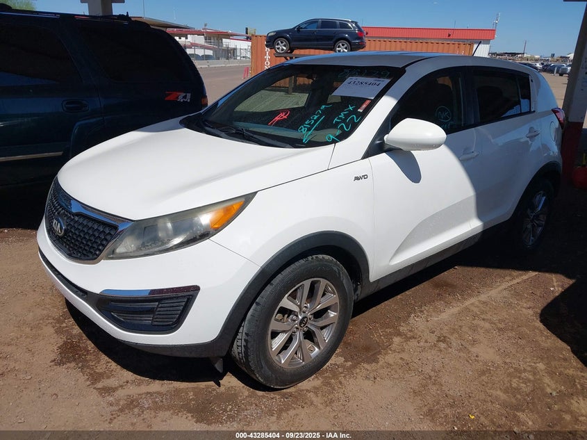 KNDPBCAC5G7815279 2016 KIA SPORTAGE photo no. 2
