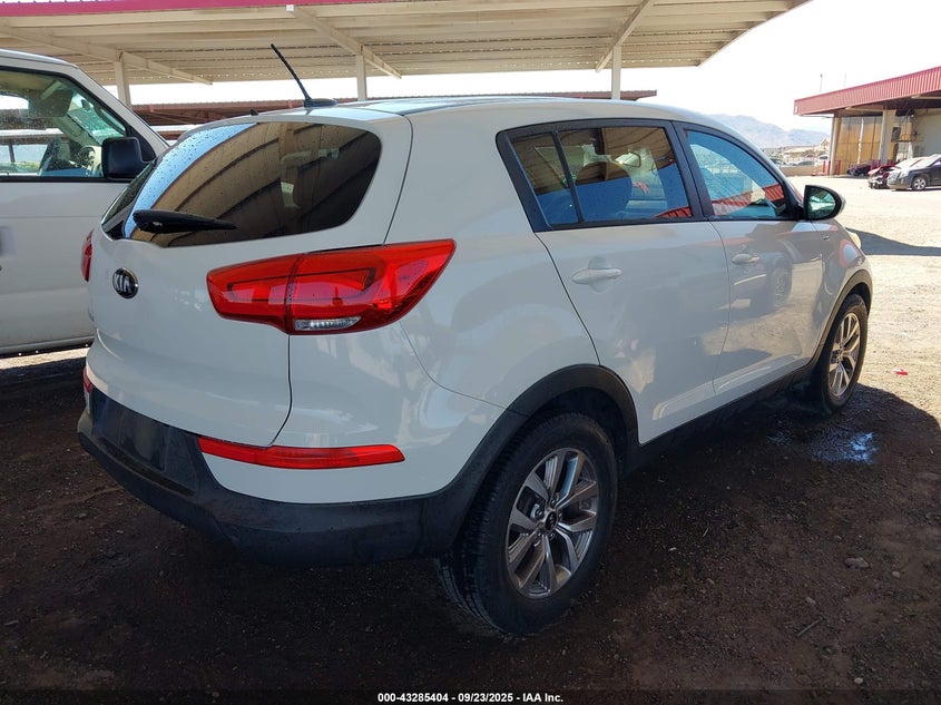 KNDPBCAC5G7815279 2016 KIA SPORTAGE photo no. 4