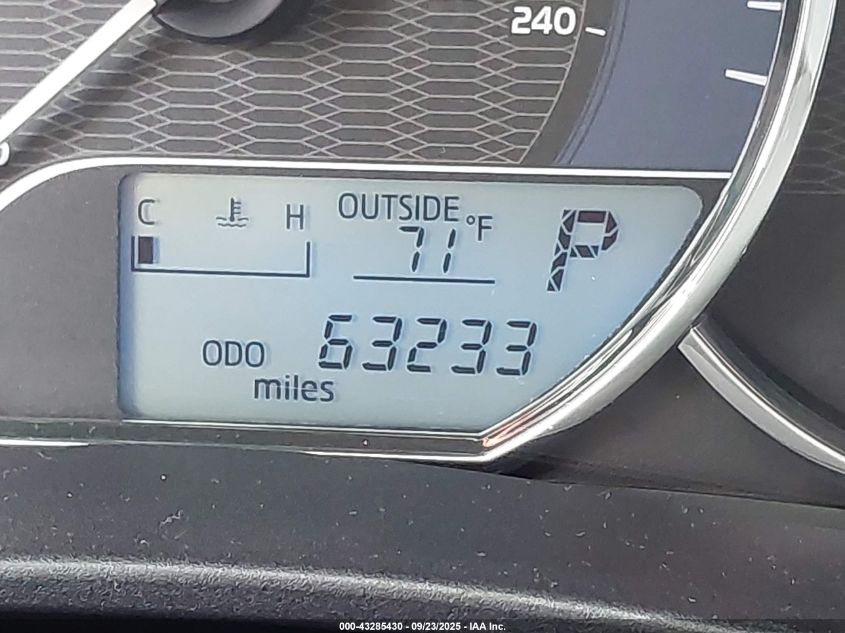 2015 Toyota Corolla Le VIN: 2T1BURHE4FC461136 Lot: 43285430