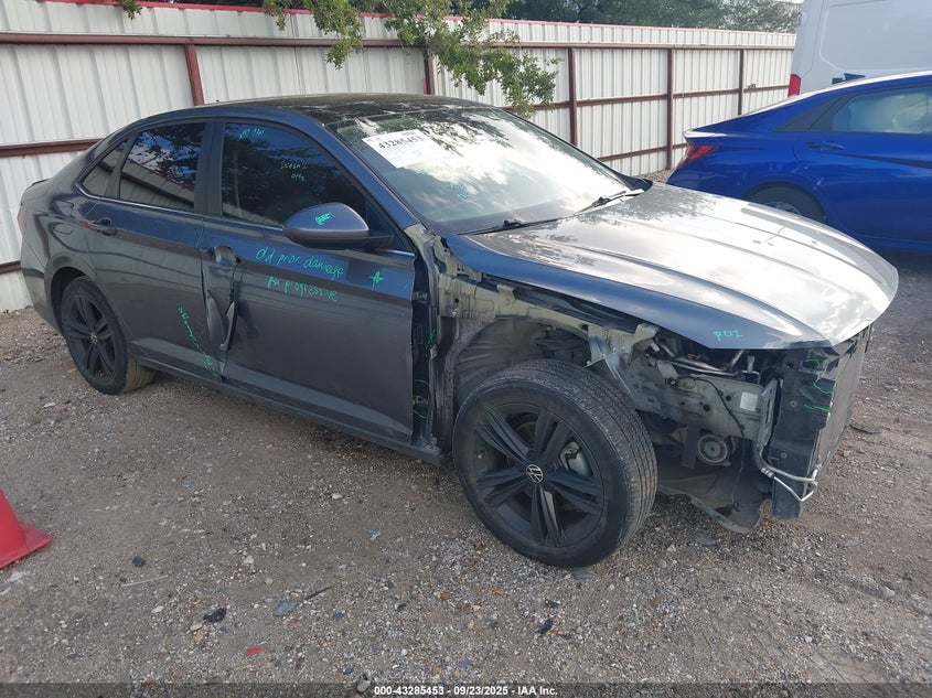 VOLKSWAGEN JETTA 1.5T SE