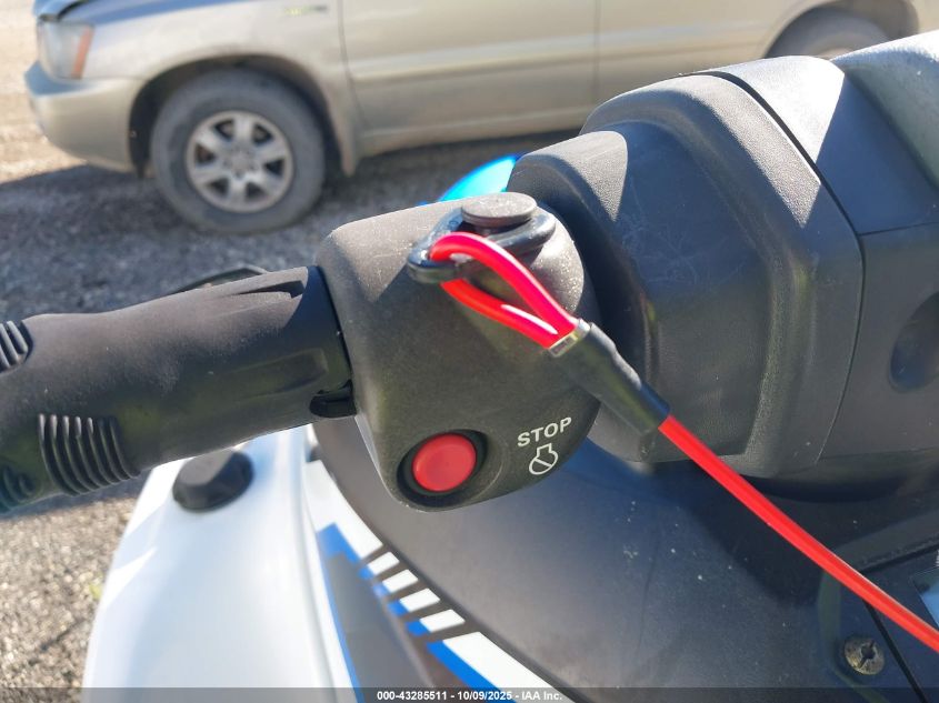 2017 Yamaha Other VIN: YAMA0282L617 Lot: 43285511