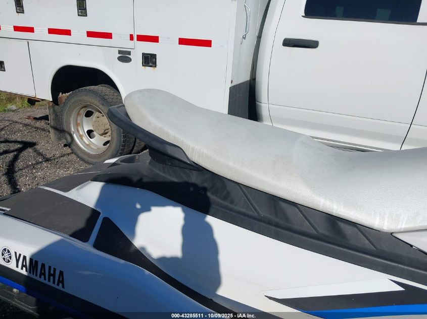 2017 Yamaha Other VIN: YAMA0282L617 Lot: 43285511