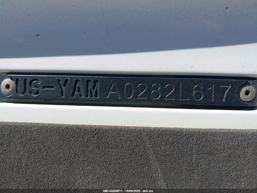 2017 Yamaha Other VIN: YAMA0282L617 Lot: 43285511