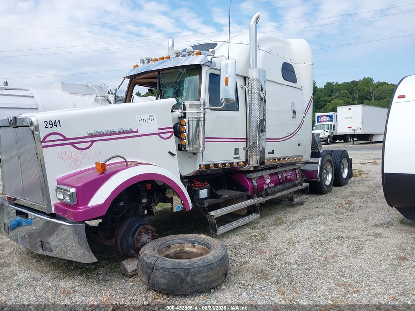 2017 WESTERN STAR 4900 EX auction photo 2