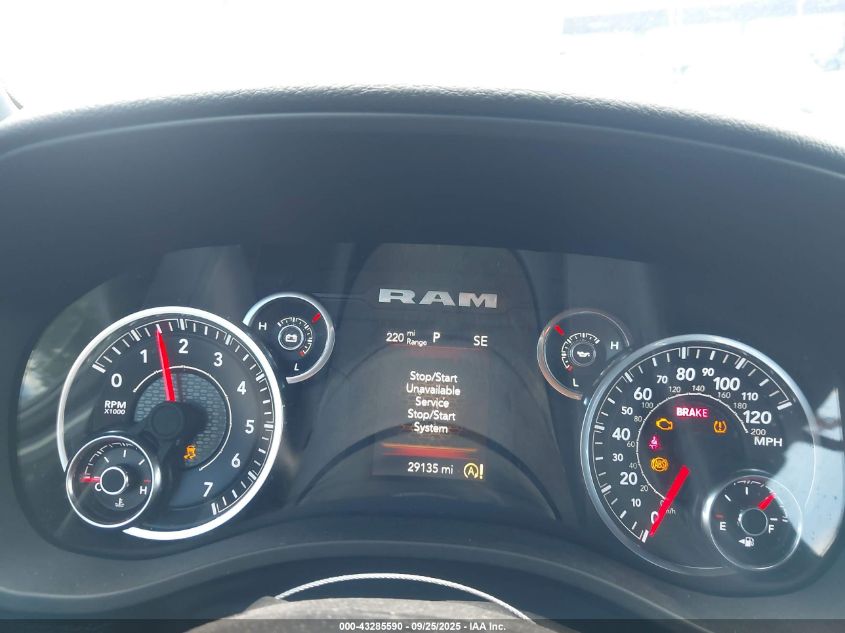 2024 Ram 1500 Big Horn 4X4 5'7 Box VIN: 1C6RRFFG7RN138811 Lot: 43285590