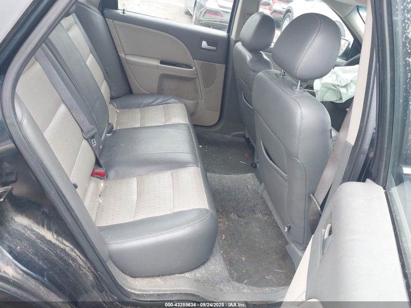 2008 Mercury Sable VIN: 1MEHM40W08G622554 Lot: 43285634