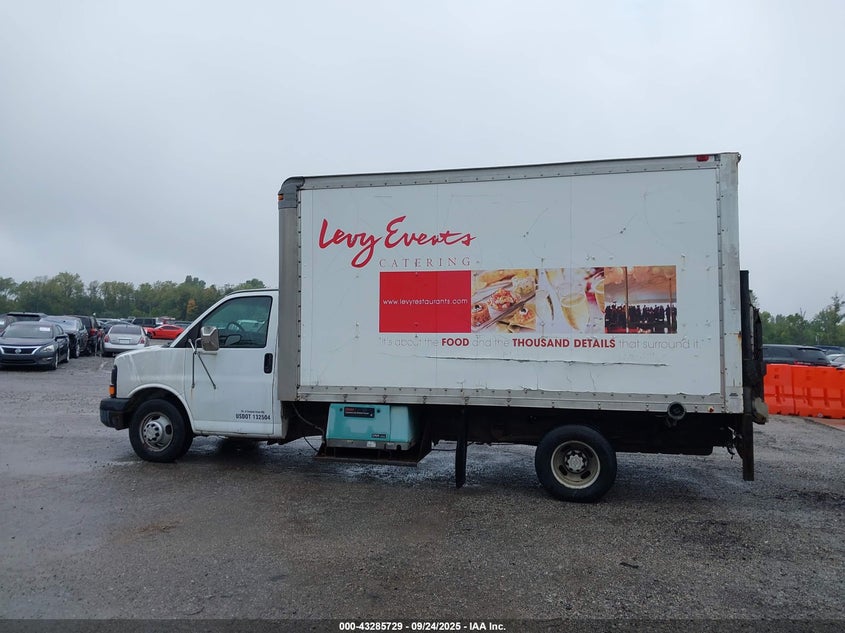 2004 Chevrolet Express Cutaway Base W/C7L/C7N VIN: 1GBJG31UX41201069 Lot: 43285729