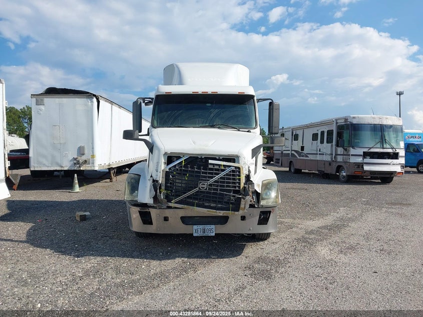 2007 Volvo Vn Vnl VIN: 4V4NC9TJ57N450119 Lot: 43285864