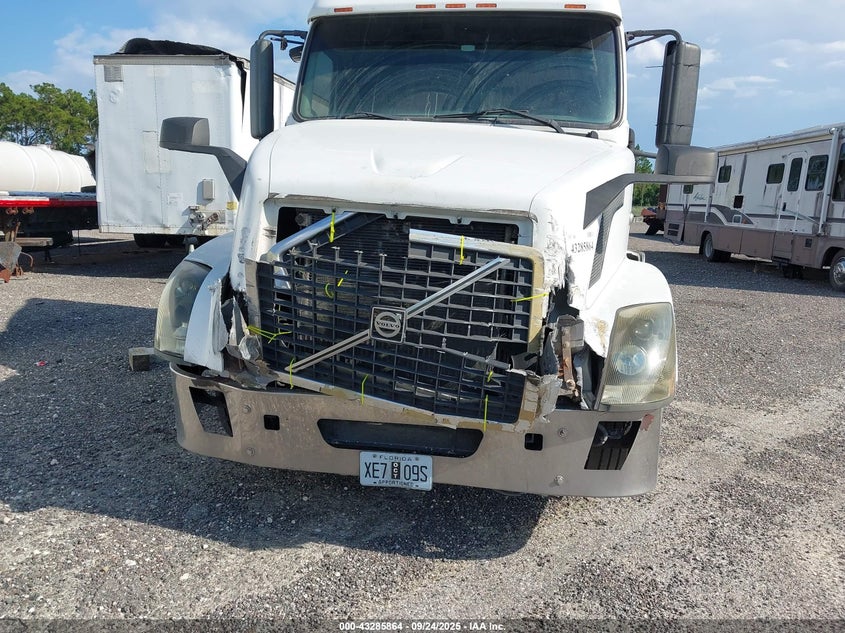 2007 Volvo Vn Vnl VIN: 4V4NC9TJ57N450119 Lot: 43285864