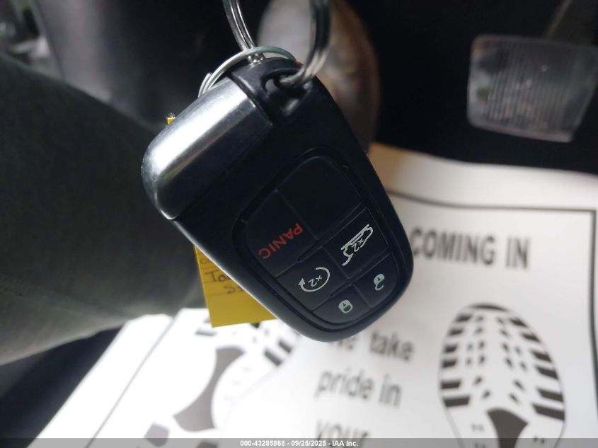 2019 Jeep Cherokee Limited 4X4 VIN: 1C4PJMDX1KD304363 Lot: 43285868