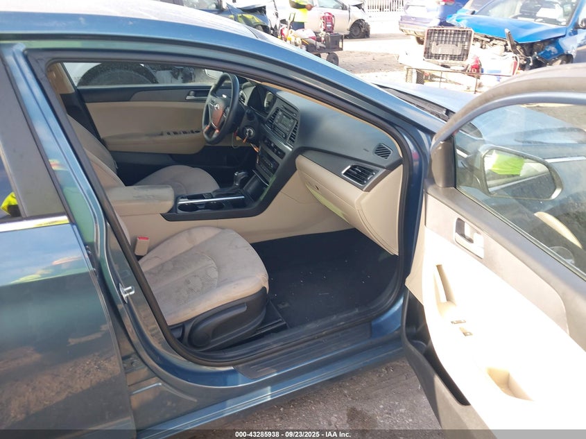 2017 HYUNDAI SONATA - 5NPE24AF9HH557899