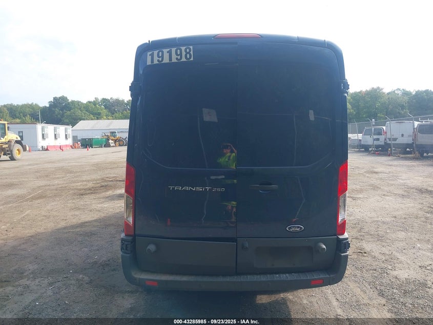 2016 Ford Transit-250 VIN: 1FTYR2CM2GKA55163 Lot: 43285985