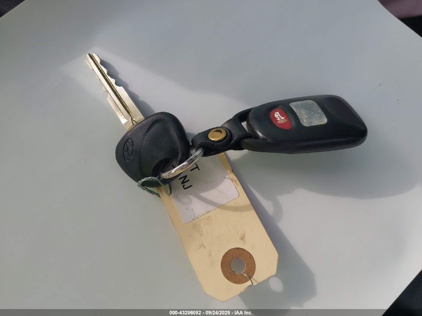 2007 Hyundai Accent Se VIN: KMHCN36C57U032765 Lot: 43286052