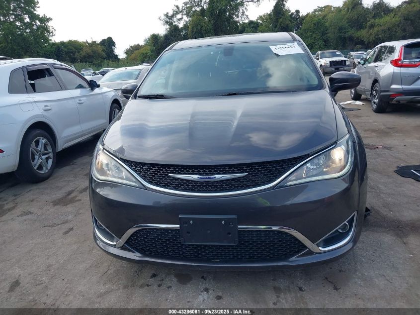 2019 Chrysler Pacifica Touring Plus VIN: 2C4RC1FG4KR737915 Lot: 43286081