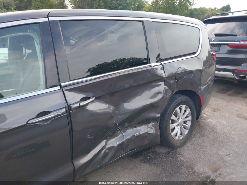 2019 Chrysler Pacifica Touring Plus VIN: 2C4RC1FG4KR737915 Lot: 43286081