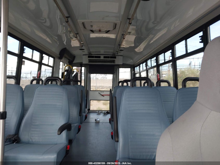 2014 Ford E-450 Cutaway VIN: 1FDFE4FS7EDA41104 Lot: 43286159