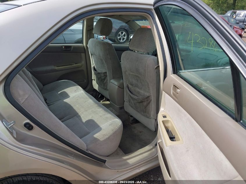 2004 Toyota Camry Le VIN: 4T1BE32K64U286795 Lot: 43286338