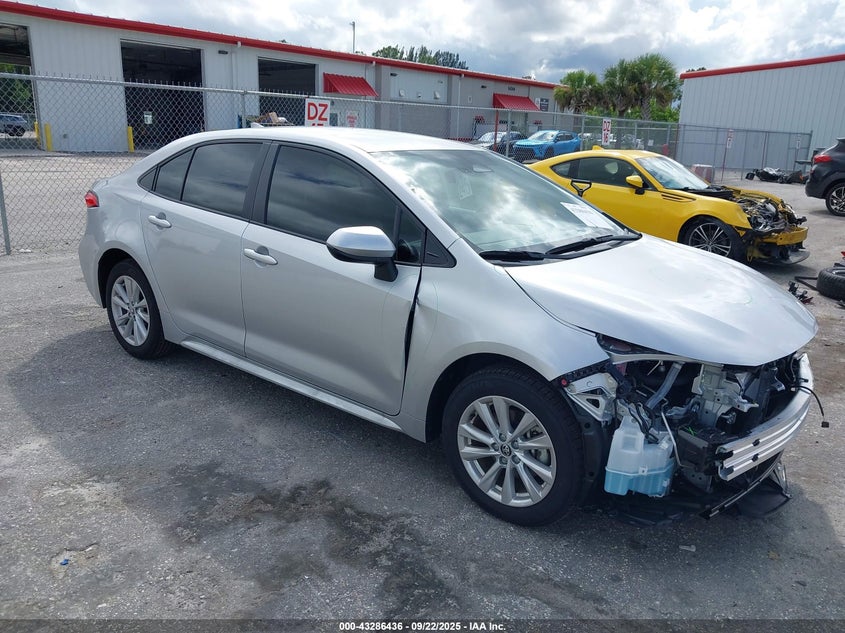 2025 TOYOTA COROLLA HYBRID LE - JTDBCMFE7S3105937