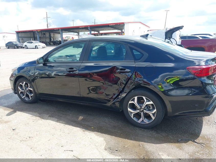 2019 KIA FORTE LXS - 3KPF24AD6KE064096