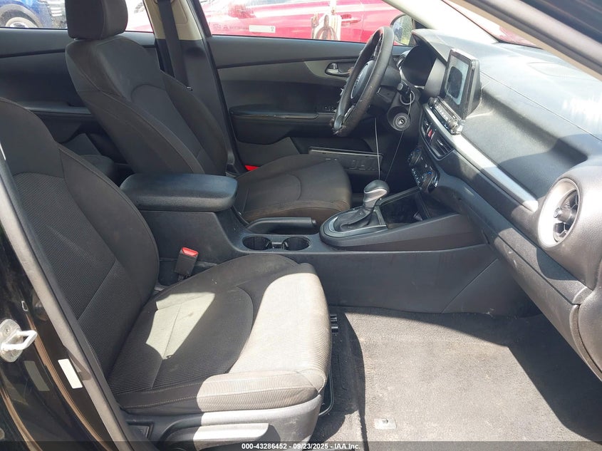 2019 KIA FORTE LXS - 3KPF24AD6KE064096