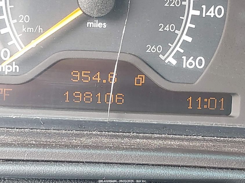 1999 Mercedes-Benz E 430 VIN: WDBJF70H2XA766591 Lot: 43286466