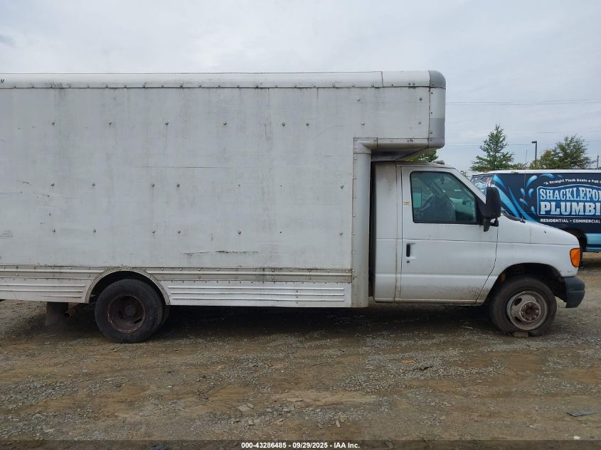 2007 Ford E-450 Cutaway VIN: 1FDXE45S77DA22772 Lot: 43286485