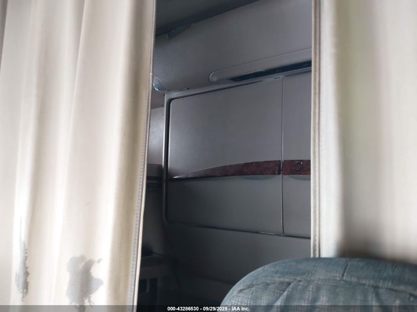 2005 International 9400 9400I VIN: 3HSCNAPR15N043549 Lot: 43286530