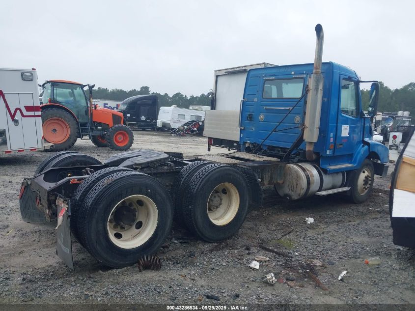 1998 Volvo Vn VIN: 4VG7DERH7WN759708 Lot: 43286534