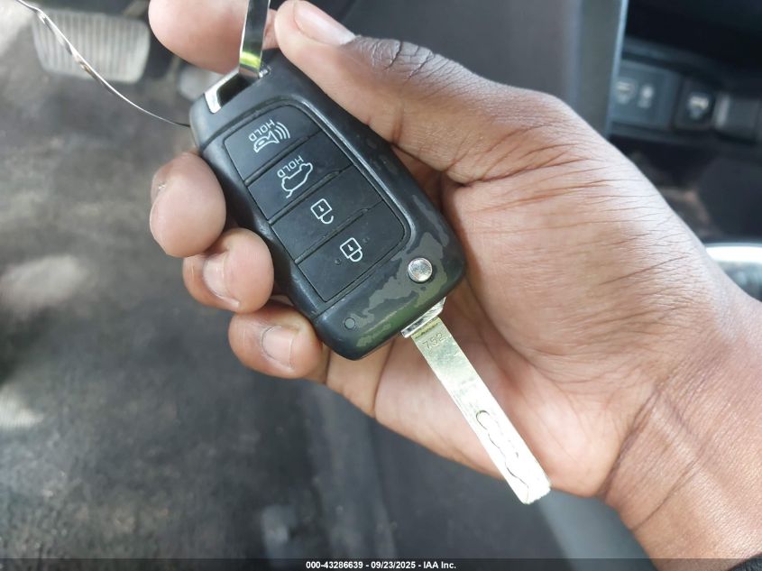 2019 Hyundai Santa Fe Se VIN: 5NMS2CAD3KH082248 Lot: 43286639