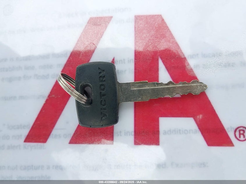 2013 VICTORY MOTORCYCLES JUDGE 5VPMB36N1D3013491