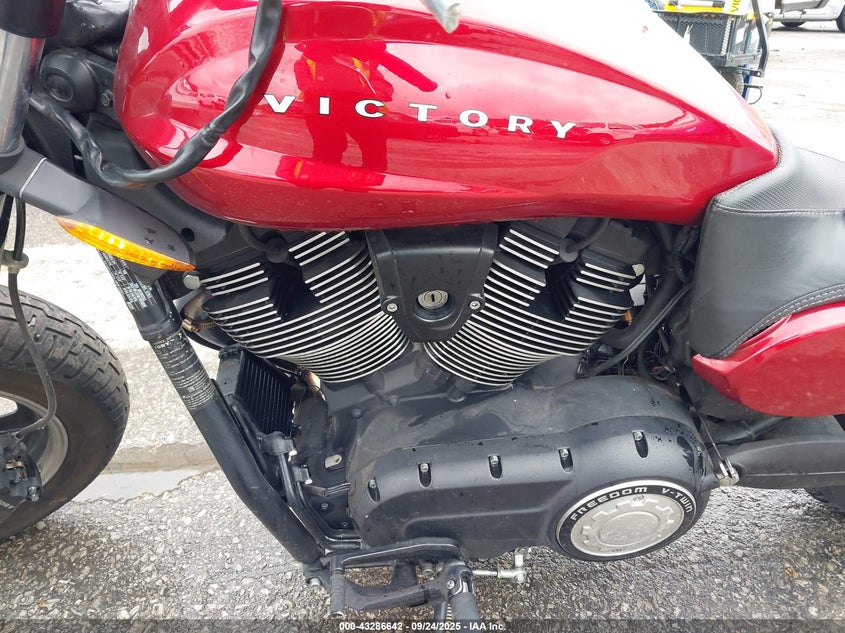 2013 VICTORY MOTORCYCLES JUDGE 5VPMB36N1D3013491