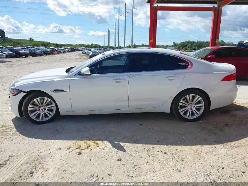 2017 Jaguar Xf 35T Premium VIN: SAJBD4BV4HCY33597 Lot: 43286692