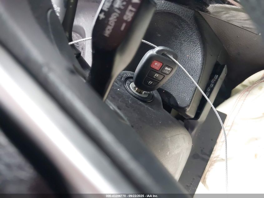 2018 Toyota Corolla Le VIN: 5YFBURHE4JP848861 Lot: 43286770