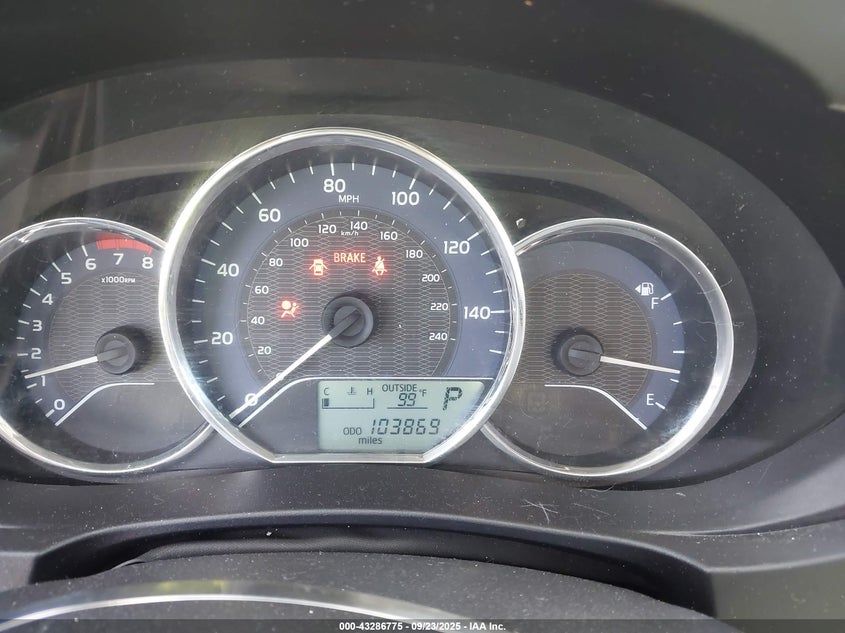 2016 Toyota Corolla Le VIN: 5YFBURHE5GP381782 Lot: 43286775