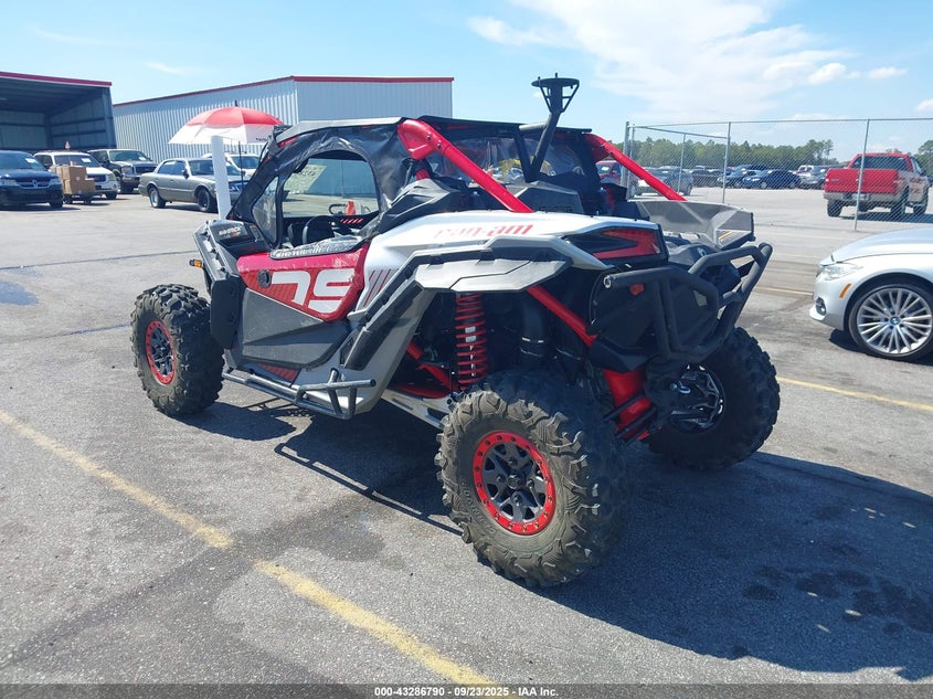 2024 CAN-AM MAVERICK X3(VIN: 3JBVDAV40RE000258