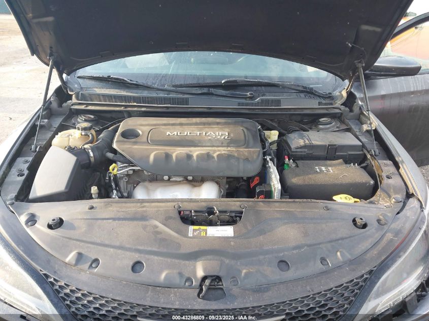 2015 Chrysler 200 S VIN: 1C3CCCBB6FN633798 Lot: 43286809