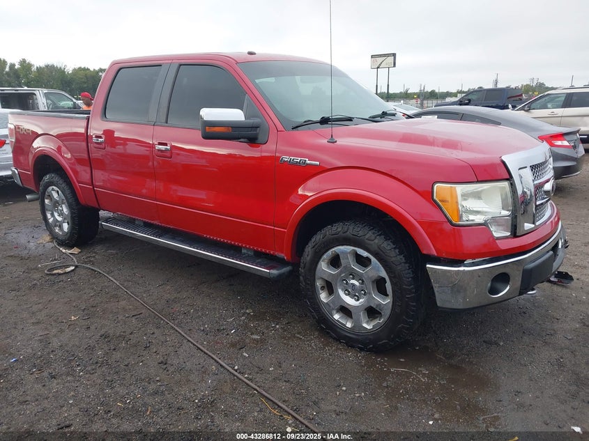 FORD F-150 LARIAT
