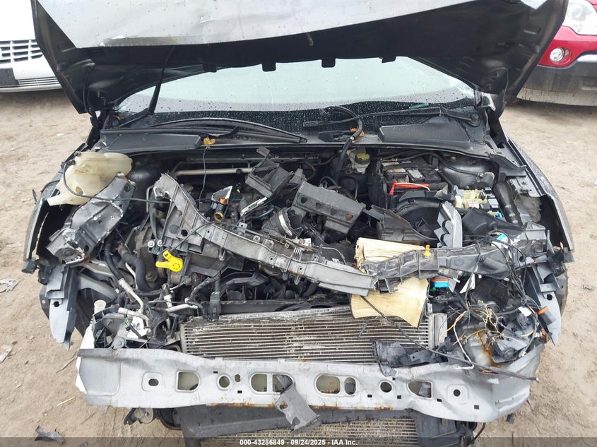 2015 FORD FOCUS SE - 1FADP3K20FL264121