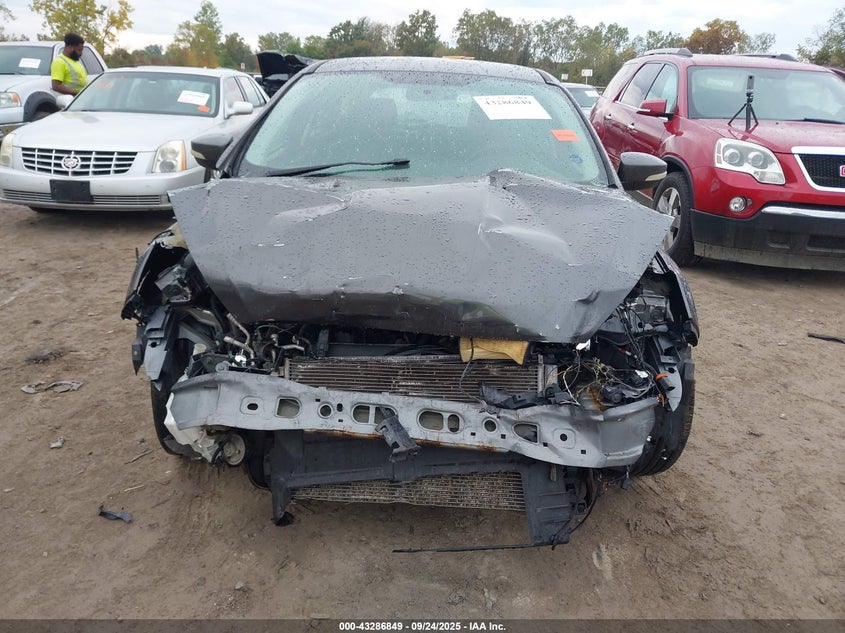 2015 FORD FOCUS SE - 1FADP3K20FL264121