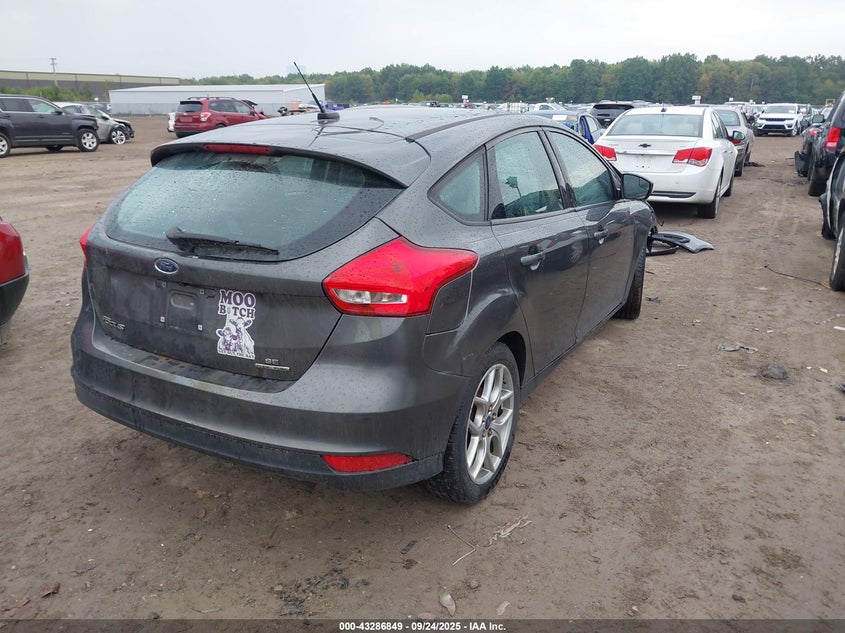 2015 FORD FOCUS SE - 1FADP3K20FL264121