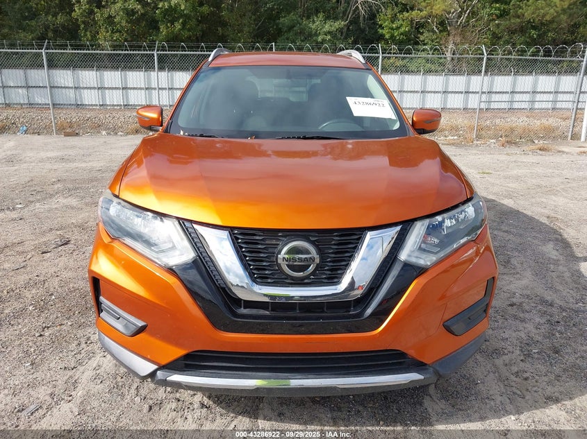 2018 NISSAN ROGUE SV - 5N1AT2MT6JC813091