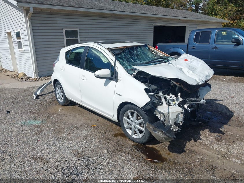 TOYOTA PRIUS C THREE