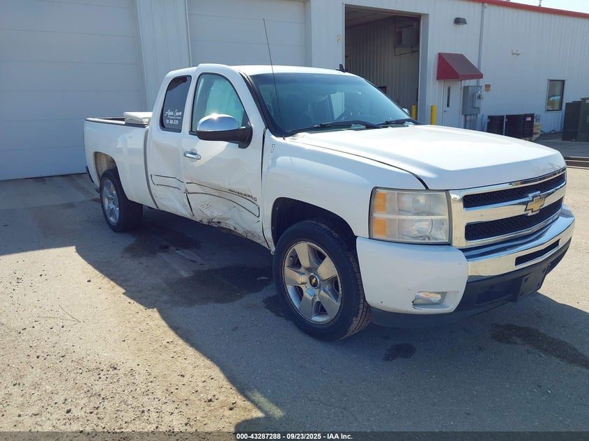 CHEVROLET SILVERADO 1500 LT